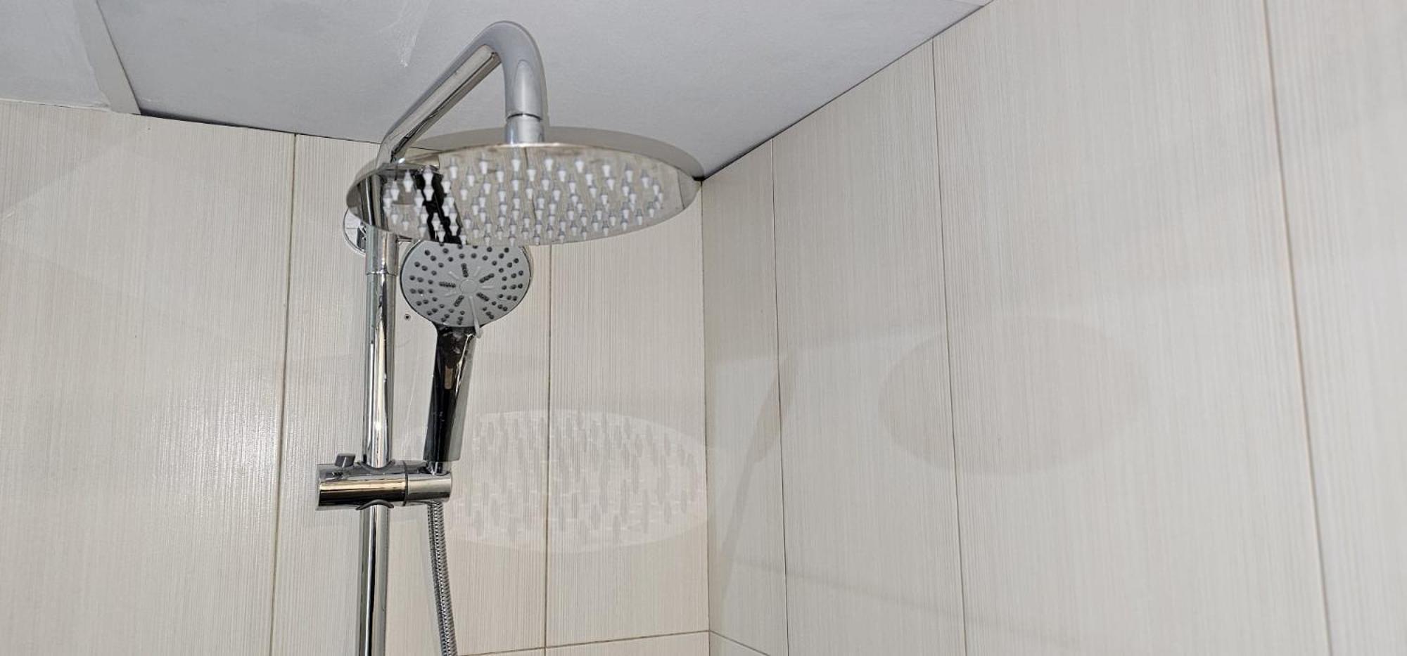 Namaste Modern Elegance City Center Apartment By Namaste Elite توريمولينوس المظهر الخارجي الصورة