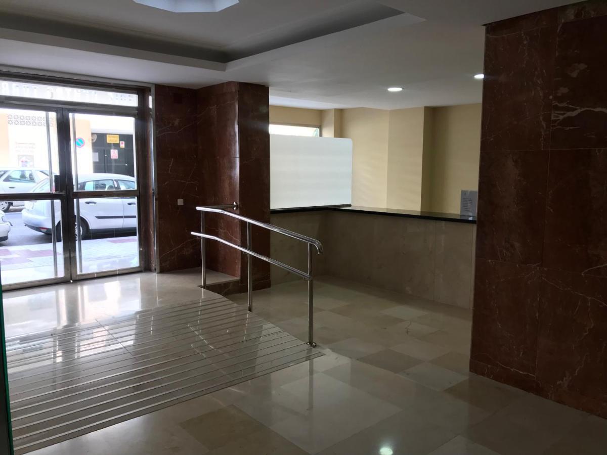Namaste Modern Elegance City Center Apartment By Namaste Elite توريمولينوس المظهر الخارجي الصورة